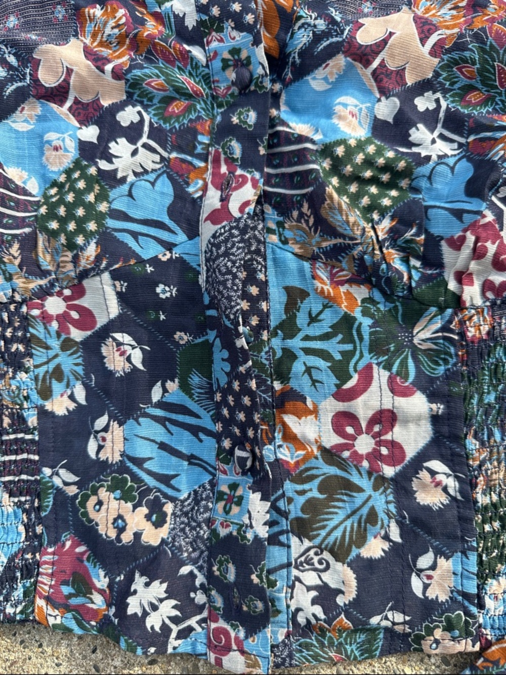 Love The Label XS Floral Patchwork Button-Front Crop Blouse - Teal & Black - Picture 7 of 9